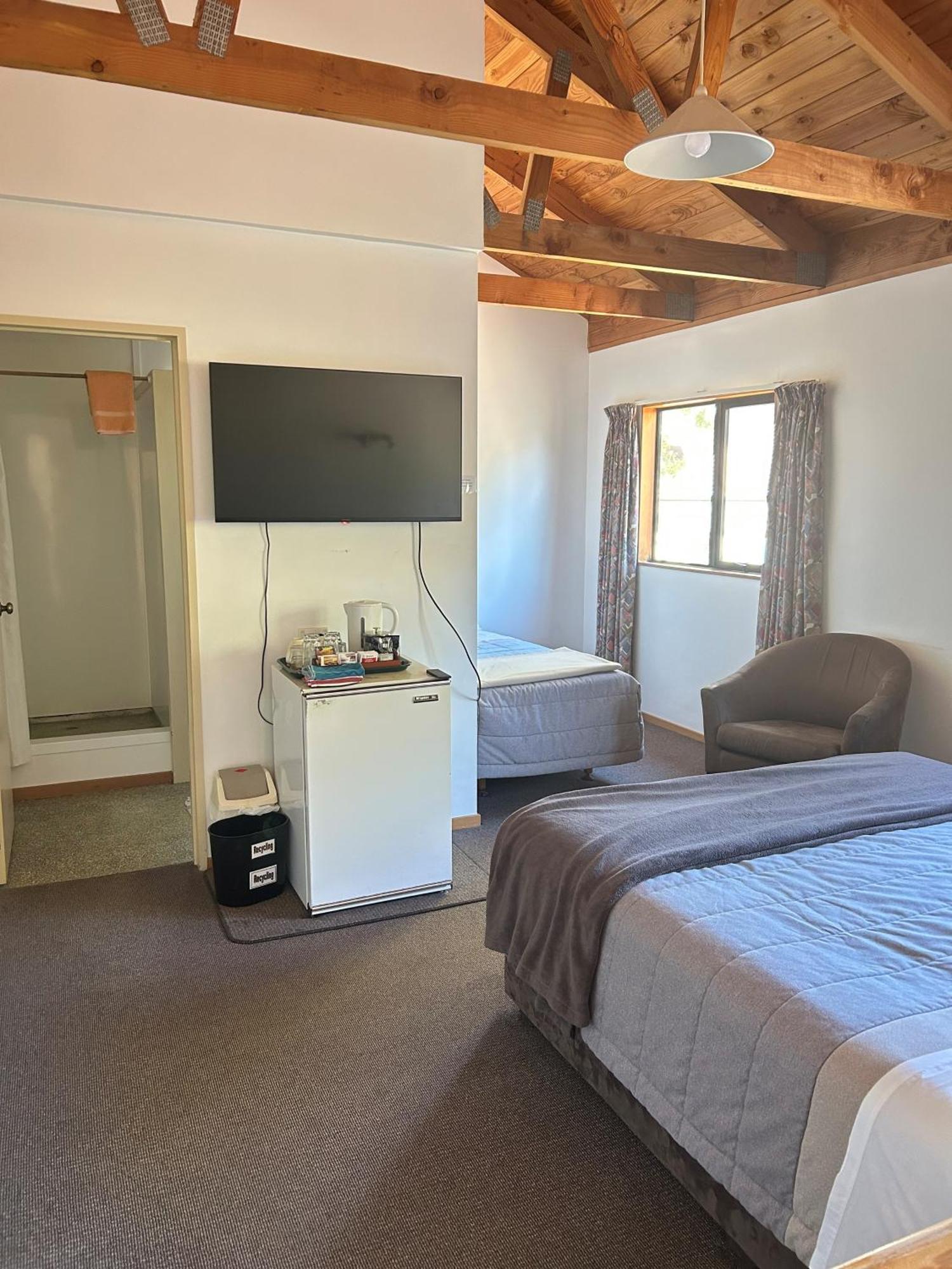 The Hobbit Motorlodge Ohakune Extérieur photo